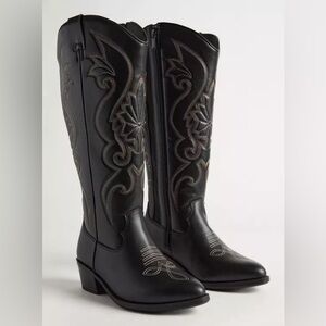 Torrid Western Knee Boots Wide Calf Plus Size Cowgirl Boots, Size 8.5 Wide Width